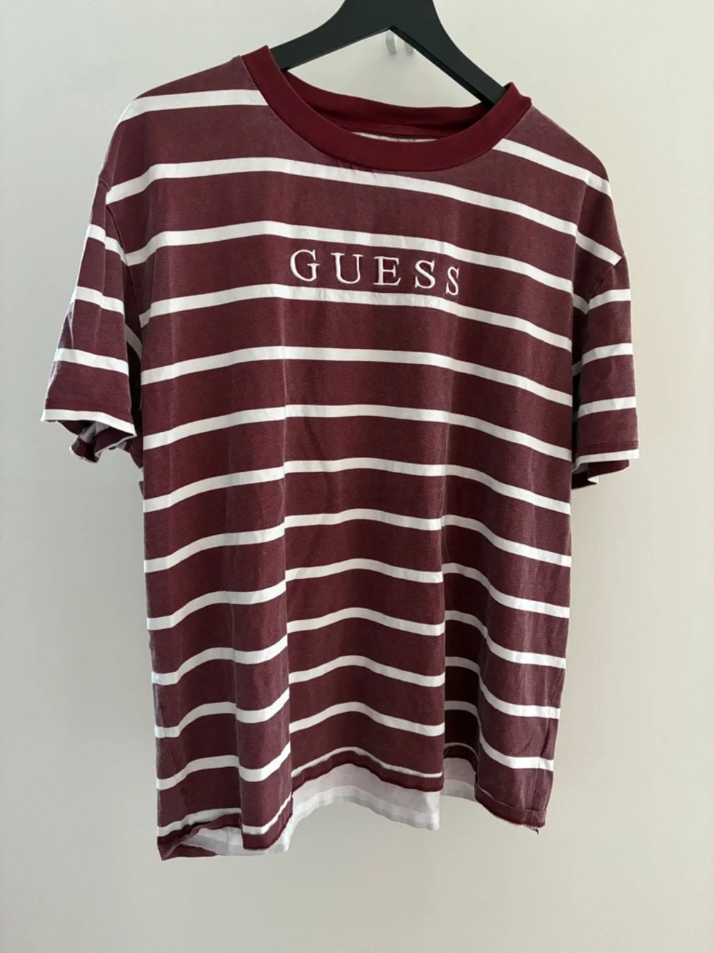 GUESS Burgundy and White Striped Logo Tee - Picture 1 of 3